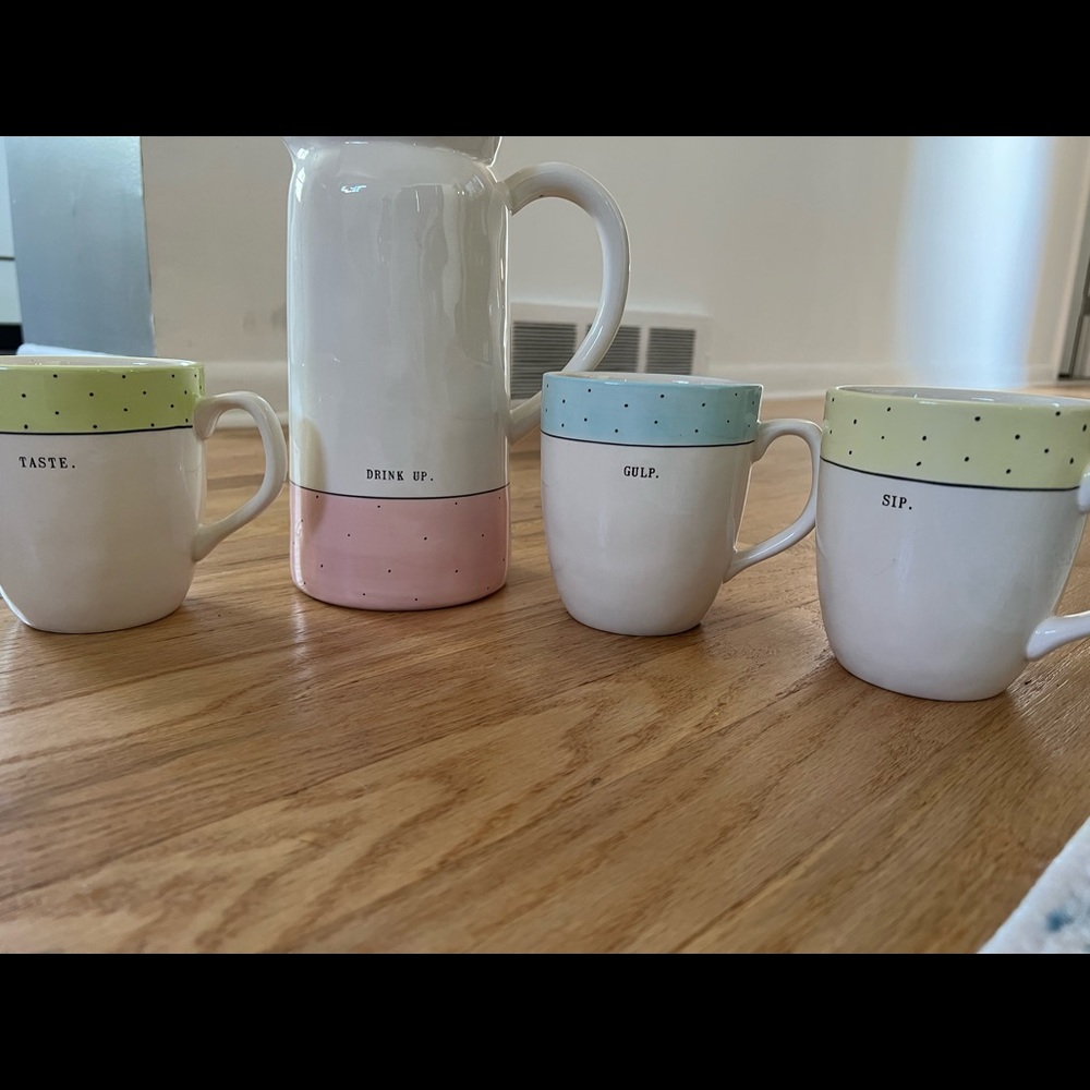 Rae Dunn Pitcher & mugs